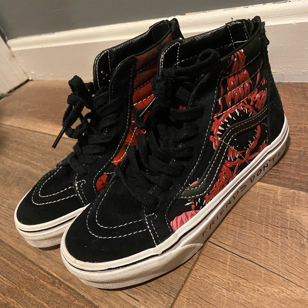 Stranger Things Vans